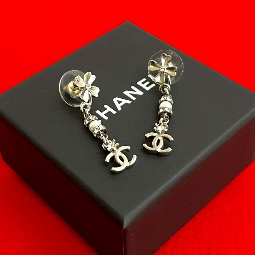 Chanel Coco Mark Clover Earrings